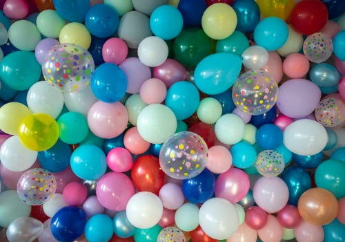Colorful Wall of Balloons for Birthday Parties in Peru IL