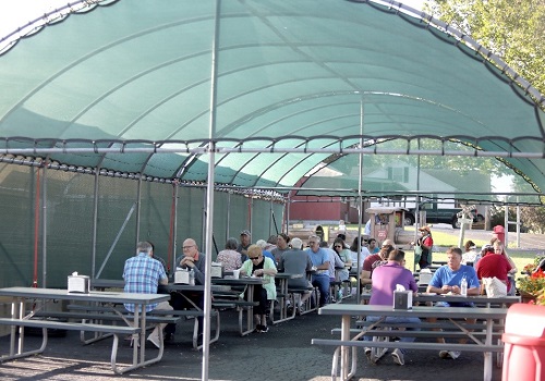 Tanners Orchard is an Event Venue by Peoria IL